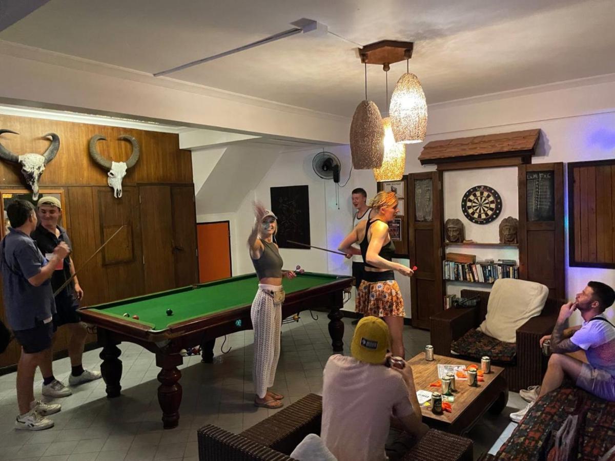 Revolution Hostel צ'יאנג מאי מראה חיצוני תמונה